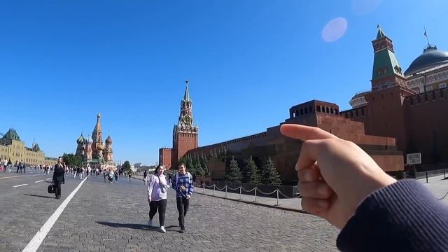 🇷🇺 Quảng Trường Đỏ, thi hài Vladimir Lenin - Và chú chó đầu tiên bay lên vũ trụ