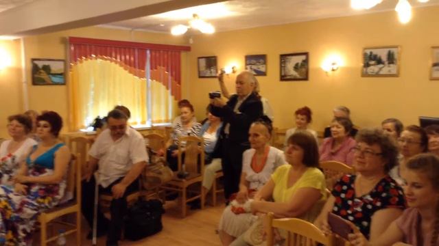 Бессмертный полк, исполняет Владимир Томшин и хор ветеранов "Вдохновение"