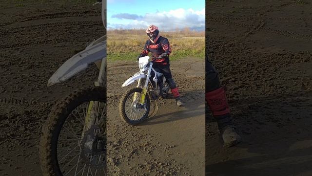 на пляже у Волги эндуро мото прогулки
