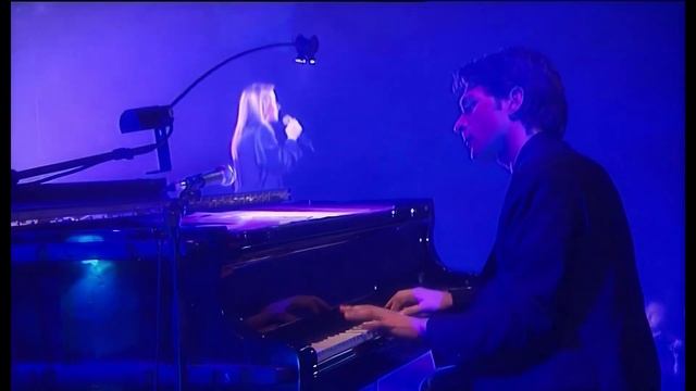 Lara Fabian - Calling you ( Live 4K - En toute intimité - 2003 )