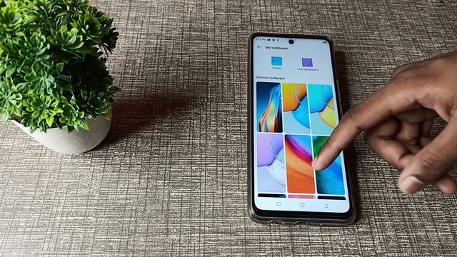 How to set wallpaper in Tecno pova 5g