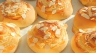 Булочки с миндальным кремом...🥐☕😋 Рецепт в описании ✍️