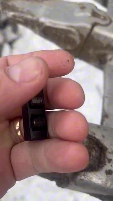 Hitachi ZX 70 замена коронок ковша