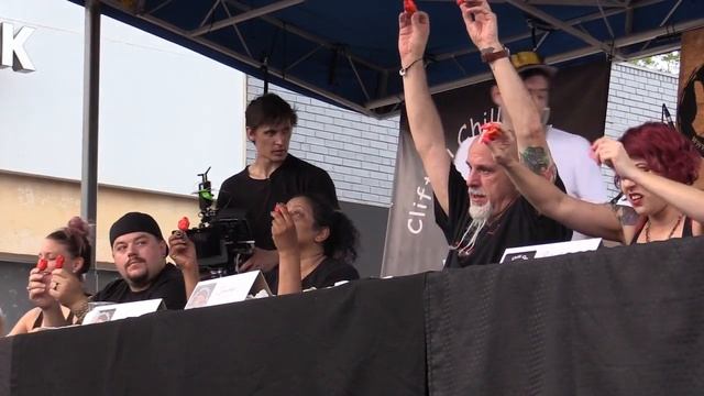 Contestants feel the burn at Fort Mill pepper eating challenge