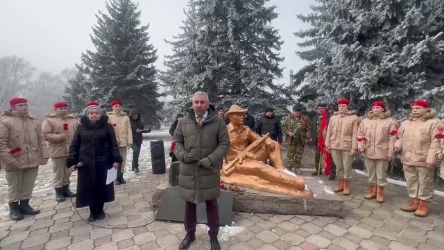 Представитель Магаданской области принял участие в памятном мероприятии в Ждановке