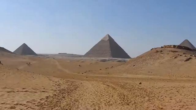 Visiting the Great Pyramids of Giza!