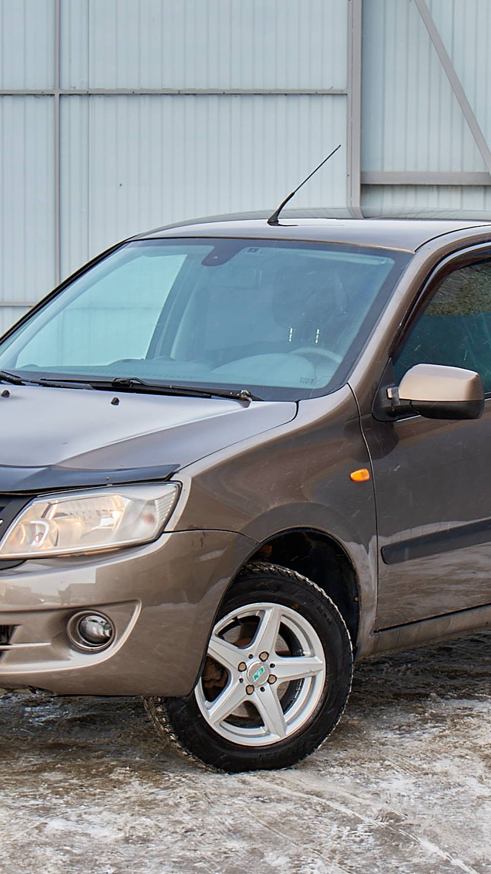 Обзор на LADA Granta Седан 4 дв. 1.6 AT 2014г