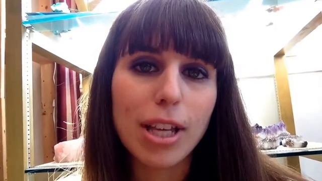 2015 Hibiscus Moon Certified Crystal Healer video by Cindy Bourgoin
