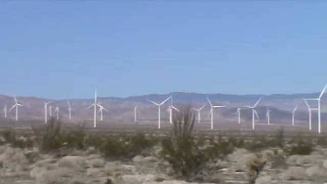 Ocotillo Wind - Pattern Energy 02/06/2015 1 turbine spinning