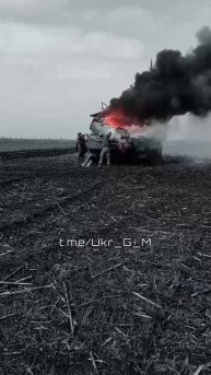 Красиво горит!!! Уничтоженный украинский самоходный зенитный ракетный комплекс "Бук"
