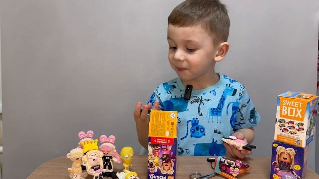 Распаковка коробочек Sweet Box «Роблоксеры», «Zомбаки» и «Hot Wheels"