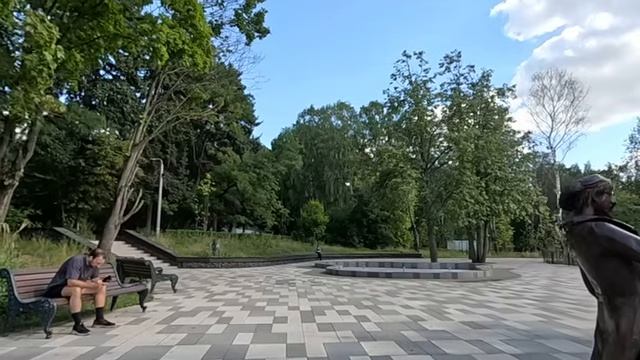 Муж уехал в командировку и пропал, свекровь заговорила о наследстве… А едва жена пришла к нотариусу…