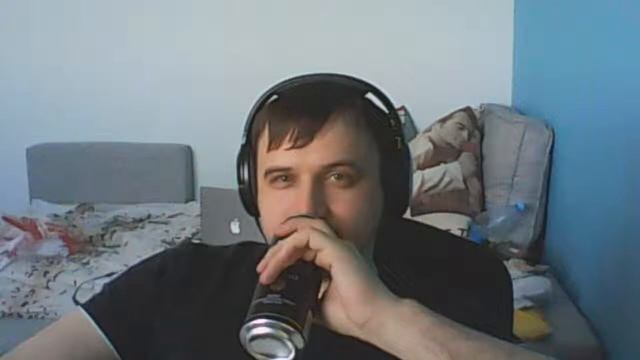 Диван
