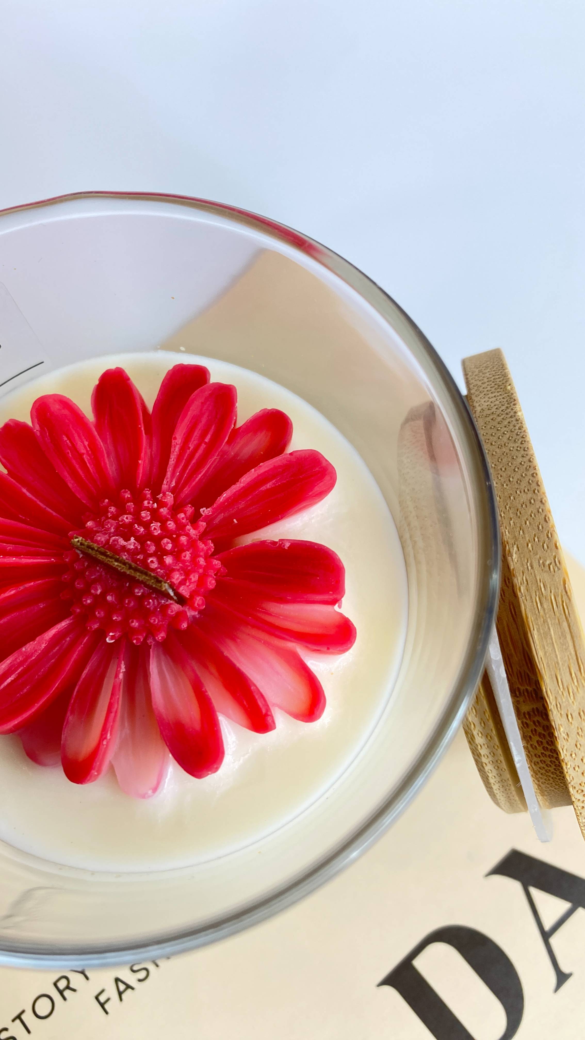 МК - Свеча с гелем, сухоцветами и песком от Eco Gift