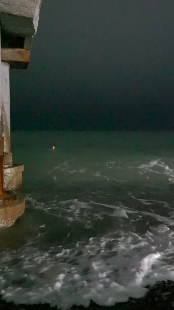 🌊 478-й день закаливания, 17 февраля. 🌬️ Воздух +2°, море 9,5°. ❄️ Холод обжигает