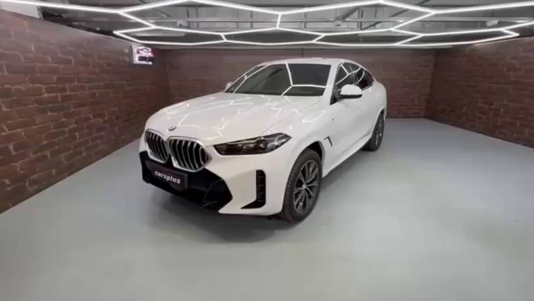 В наличии BMW X6👇