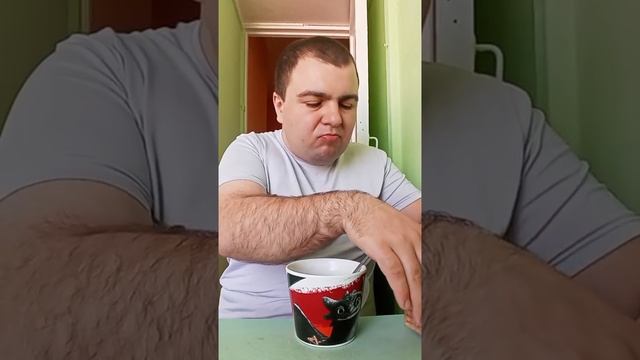 480p_Пообедали_можно_и_кофейку_с_печенюшкой_бахнуть