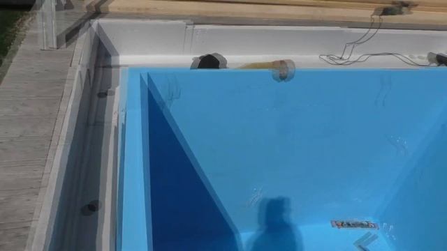 Небольшой бассейн  из полипропилена размером 2,2*2 м под ключ