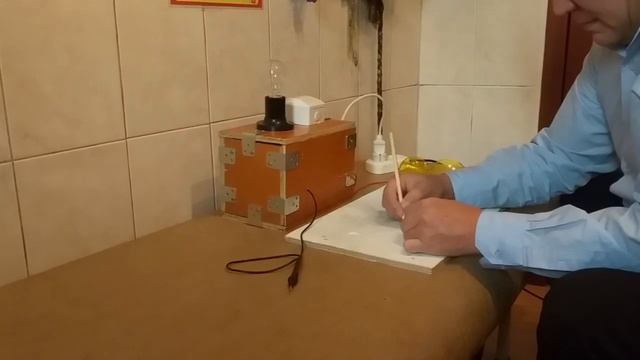 Резка магнита током, в домашних условиях...