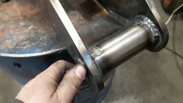 ##Мини погрузчик своими руками, стойка гц ковша.