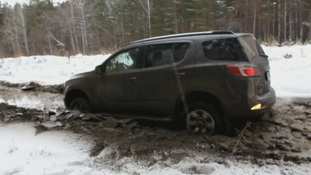 Off Road. На распутье - лёд и грязь