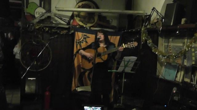 15.02.2025. 38-летие КСП "АУ!". Стася САМСОНОВА. Песня А. Лебедева и В. Артёмова "БЕЛАЯ РУБАХА"