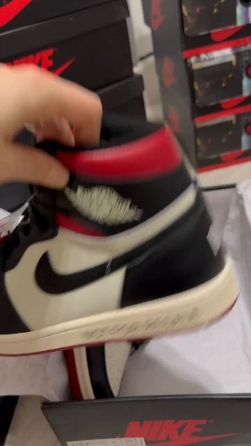 AIR JORDAN 1 RETRO HIGH OG (бежевые с красными вставками)