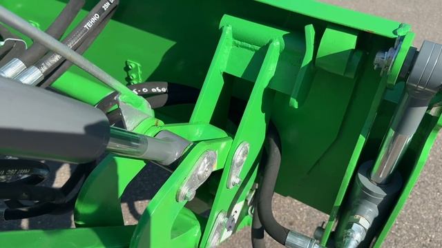 Обзор на Фронтальные погрузчики (КУНЫ) Kerland S26, F500