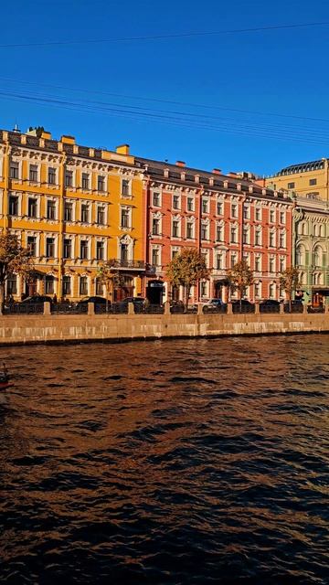 #петербург #питер #санктпетербург #каналыпитера #красота #путешествие #корабли #осень #прогулка