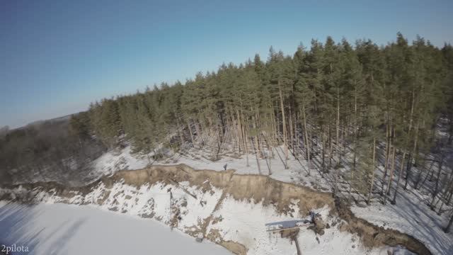 Fpv съемка с дрона. Красивый и экстремальный полет дрона зимой. Река Кондурча.