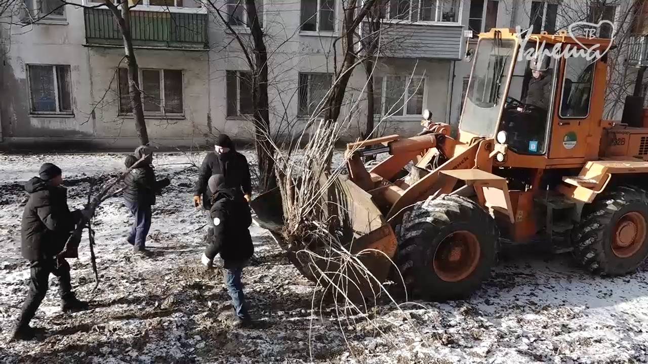 Субботник за две недели до весны