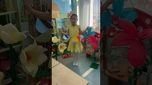 Готовцева Алгыстаана -   6 лет, "Сир симэзэ"