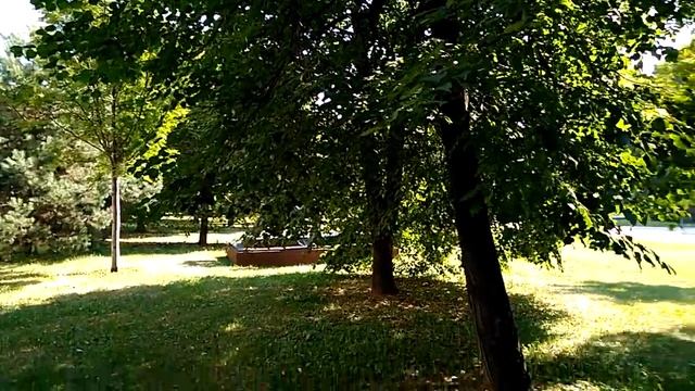 Утро в парке Музеон...