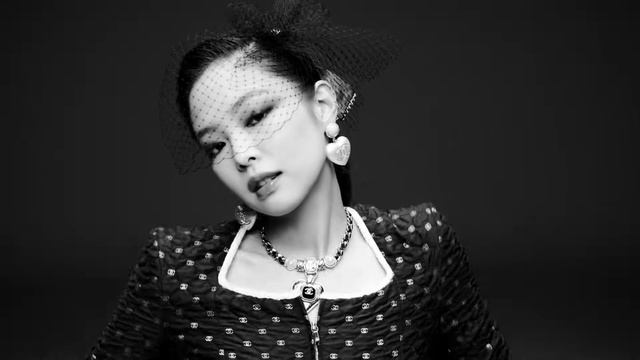 The Film of the CHANEL Coco Neige 2021⧸22 Collection Campaign — CHANEL