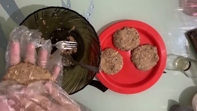 TUNA BURGER PATTIES + GRAVY RECIPE