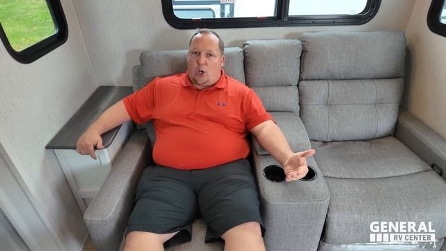 One Of A Kind - Rear Kitchen Small 5th Wheel!