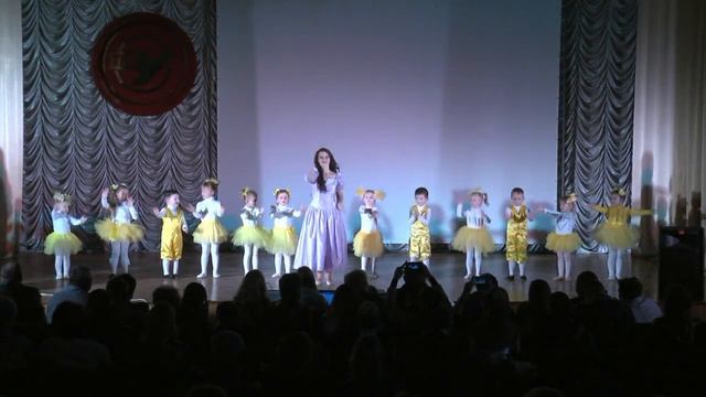 Танці для дітей 3-4 роки. Baby dance. Танцювальний Клуб "Схід Сонця" м.Тернопіль.