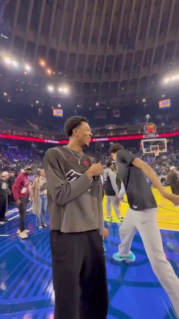 Trey’s interview with Wemby got crashed by Jokić
