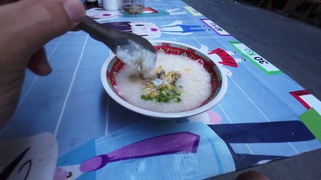 $1 Street food breakfast, Sukhumvit Soi 11
