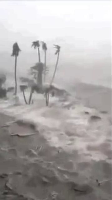 Ураган 4 категории Хелен в США