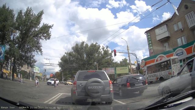 Луганск, ул. Советская, ул. Градусова, ул. Ломоносова. 2021/08/21