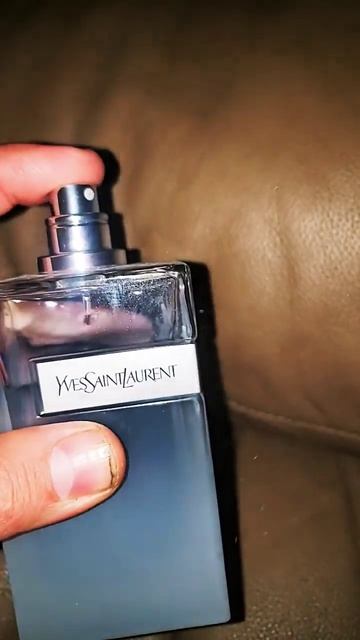 Yves saint Laurent Y Eau Fraiche #cologne #scentoftheday #sotd #fragcomm 3.29.23