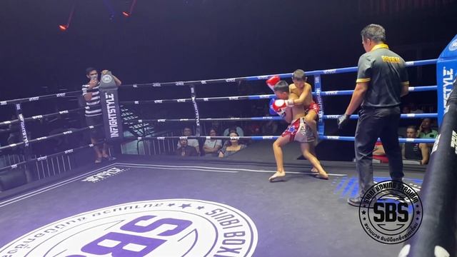 Pataknoi Luk Ma Gob 🇹🇭 (red) v Kanonkak S.Sakchay 🇹🇭 (blue)