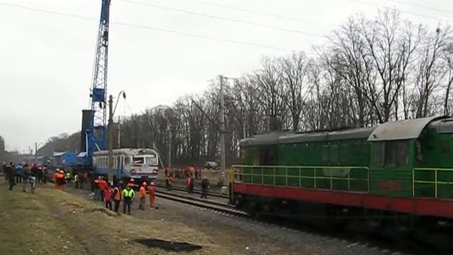 "Теракт в Боярке" чмэ3-2178 подъезжает к эр9м-38301