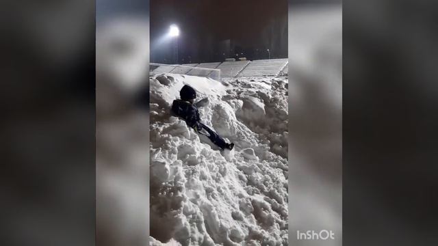 на катке