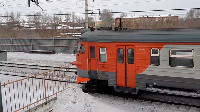 ЭР9ПК-332 ,,Путеец"