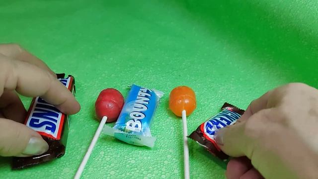 Opening candy ASMR.Lots of chocolate and Chupa Chups.