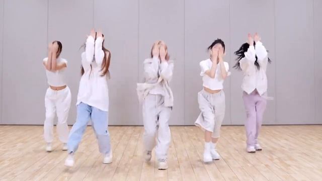 ILLIT - ‘Tick-Tack’ Dance Practice Mirrored [4K]