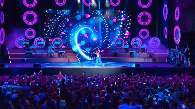 Amici Full Out - Angelina - Nove maggio