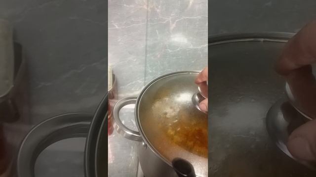 Жареная шампиньоны куриные грудки и борщ